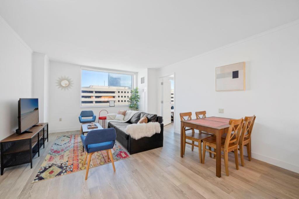 2Br 3Ba Beachfront Rental In Town Cozysuites Atlantic City Buitenkant foto